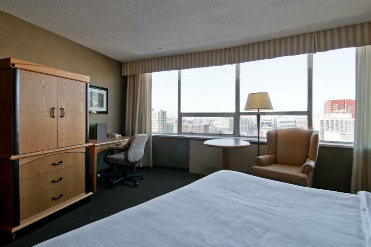 Chateau Lacombe Hotel