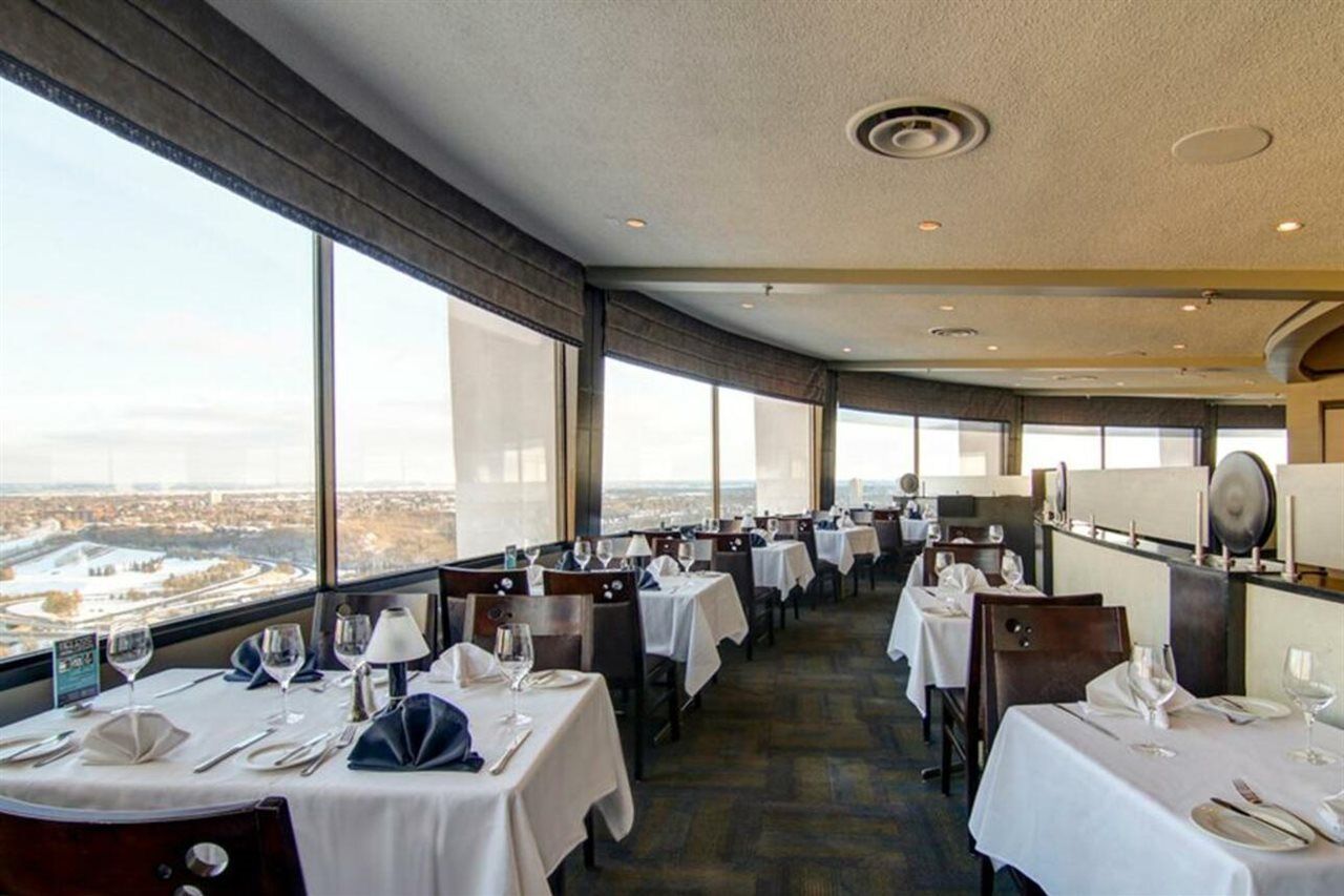 Hotel Chateau Lacombe 4*