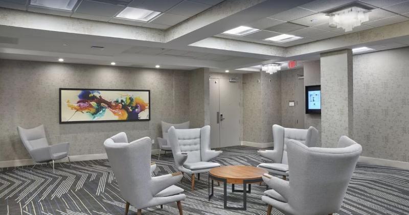 Doubletree By Hilton Downtown Edmonton