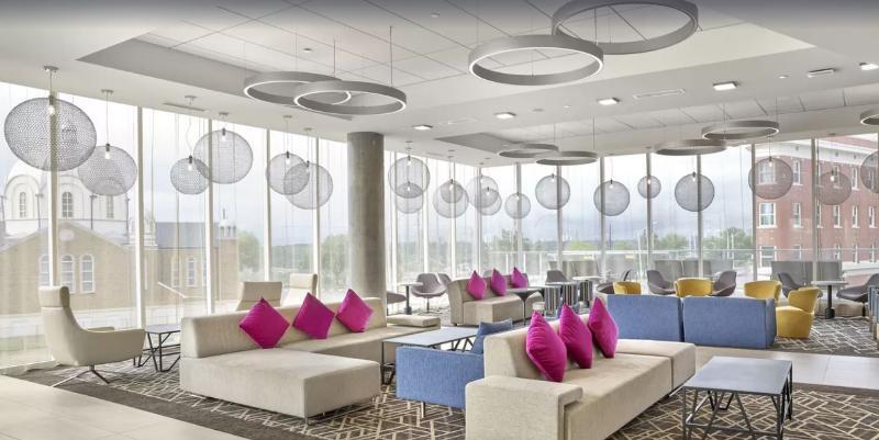 Doubletree By Hilton Downtown
