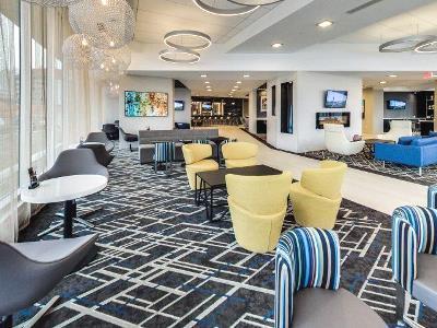 Doubletree By Hilton Downtown 4*