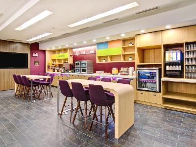 Hotel Home2 By Hilton South