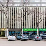 2-Br Downtown Edmonton
