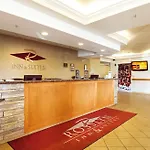 Rosslyn Inn & Suites