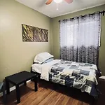 Male Only Private Room In Hollick Kenyon 165 Ave 56 Street Walking Distance To No Frills