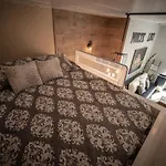 2 Full Beds, Free Parking Underground Heated, Rogers Place, 1 Bedroom Condo Downtown Central