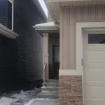 Cozy Basement Suite - Private Entrance - Free Netflix