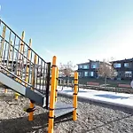 Queen Bed,Near Airport,Kids Playground,Disney+