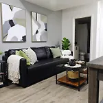 Queen Bed,Near Airport,Kids Playground,Disney+