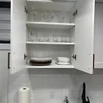 Stylish 2 Bedroom Suite In Sw Edmonton Close To Windermere And Edmonton International Airport