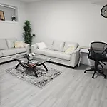 New Built House, Stay In Style Guest Suite, 2Bedroom, 2Bed, 2Bath