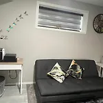 Fully Separate & Private Guest Suite