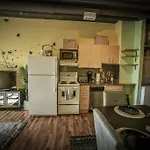 2 Full Beds, Rogers Place Downtown Central, Memorable 1 Bedroom Condo