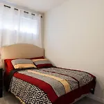 Cozy Home Away From Home In Laurel Edmonton