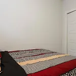 Cozy Home Away From Home In Laurel Edmonton