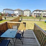 Beautiful 3 King Beds,Garage,Airport,Disney+