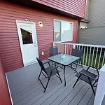 Escape In Style, Golf,King Beds,Disney+,Near Wem