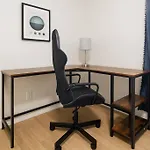 The Sanctuary Suite, Near Rogers & Wem, Wifi!