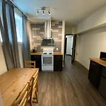 Dt 1 Bedroom 1Bath Cozy Suite 8 Min Walk To Arena
