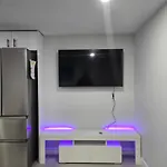 Beautiful Comfy Guest Suite In West Edm