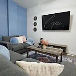 Beautiful 3 King Beds,Garage,Airport,Disney+