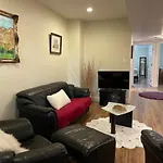 Spacious 6 Beds 3 Baths Home In Central Wifi Parking Ac