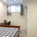 Cozy And Stylish Basement Suite Near Downtown, Uofa And Southgate Mall