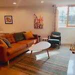 U Of A Homestay, Trails & Whyte Ave