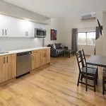 Baymont By Wyndham West Edmonton