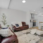Luxury Ac Family Friendly Sleeps 7