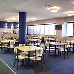 Coliseum Inn