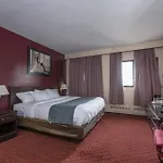 Argyll Plaza Hotel
