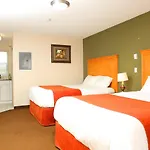 Chateau Motel