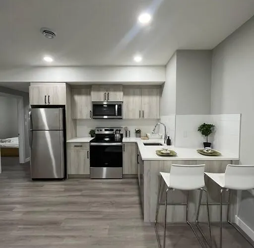 Two Bedroom Suite In West Ed