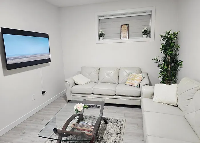 New Built House, Stay In Style Guest Suite, 2Bedroom, 2Bed, 2Bath
