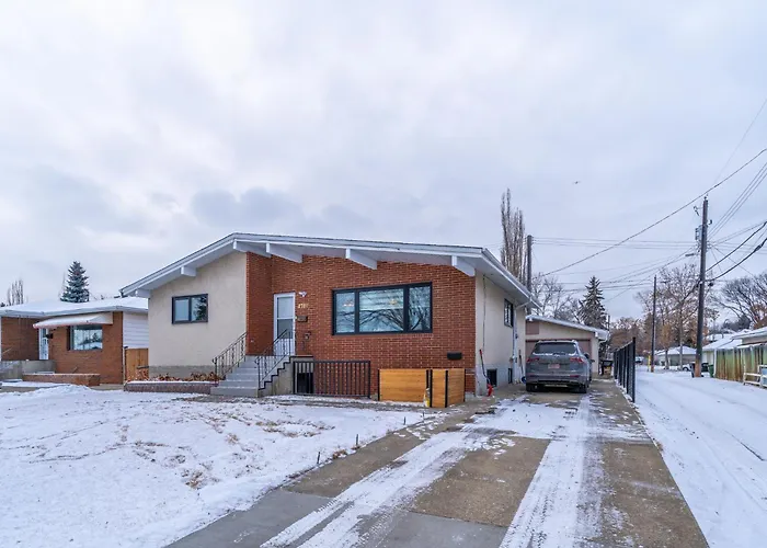 Central Edmonton Family Friendly Home