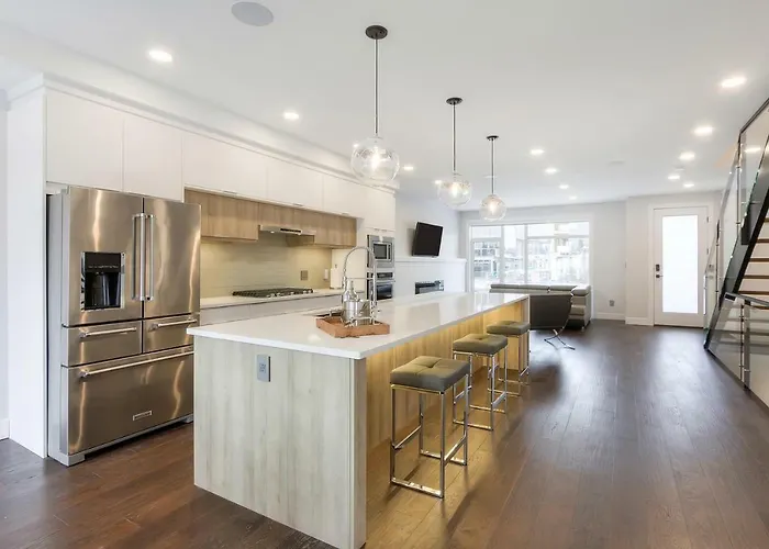 New Luxury Townhome