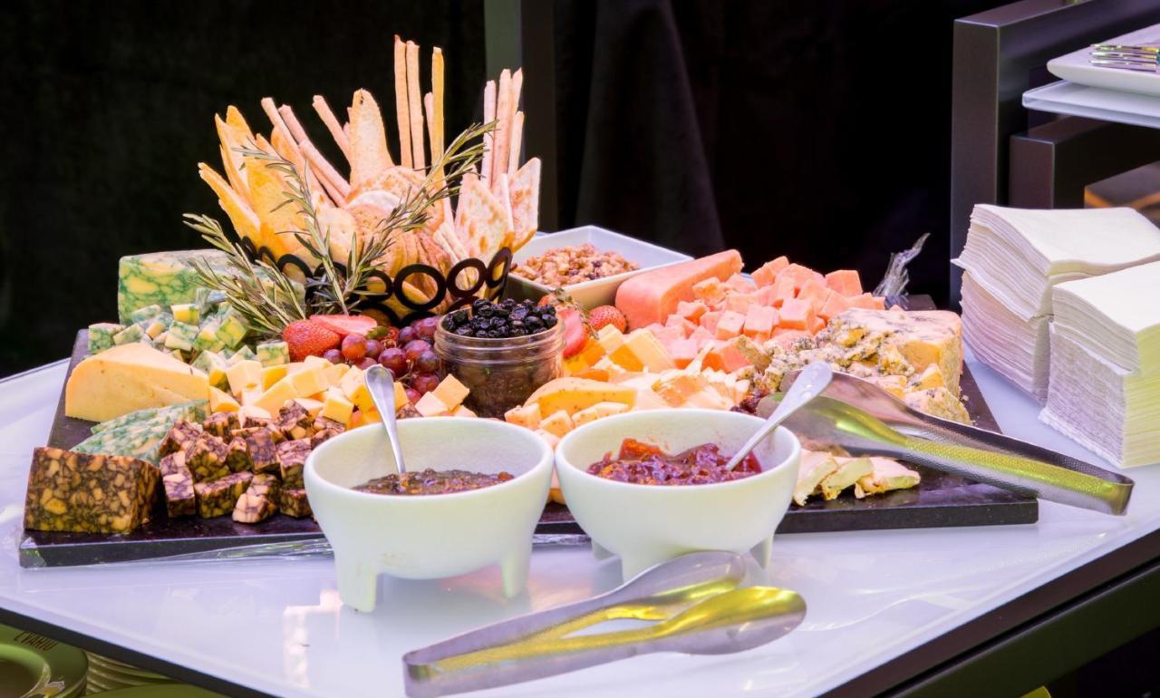 South - Evario Events By Ihg Hotel Edmonton