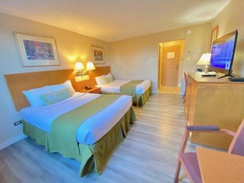 Travelodge By Wyndham East Hotel 2*