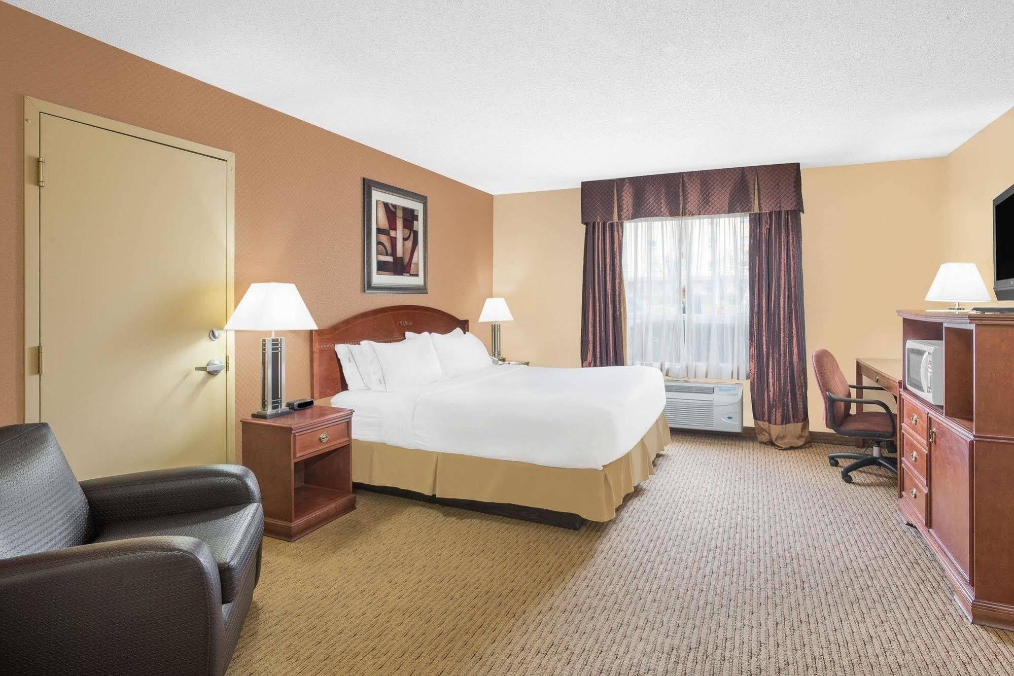 Hotel Western West Edmonton