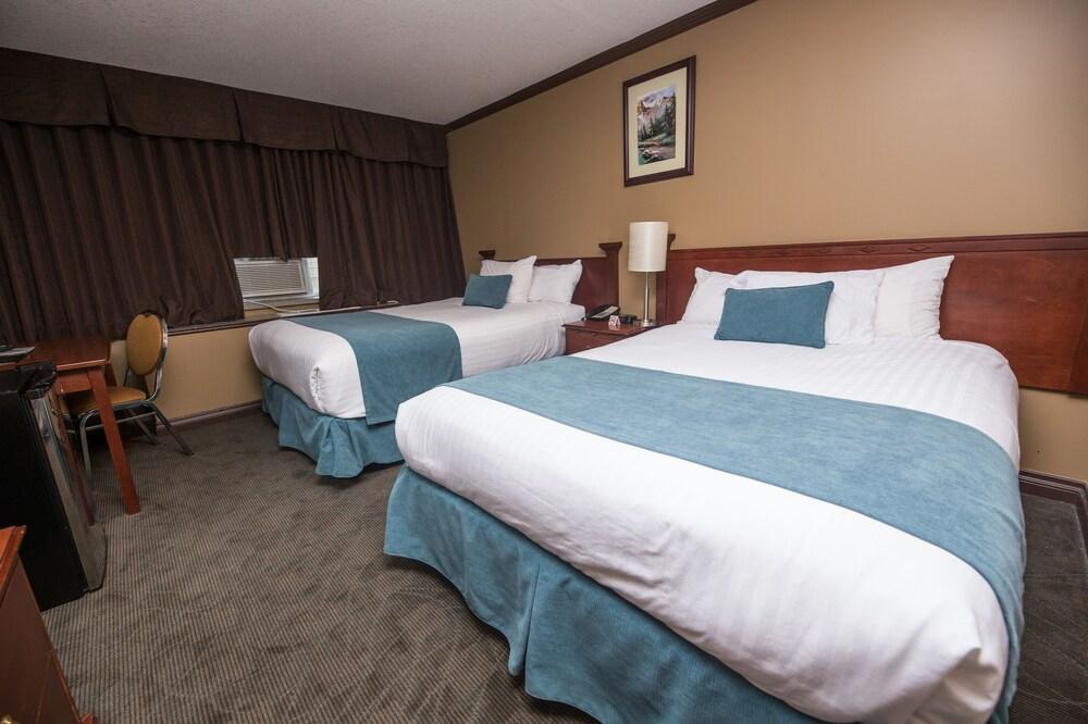 Sands & Hotel Edmonton