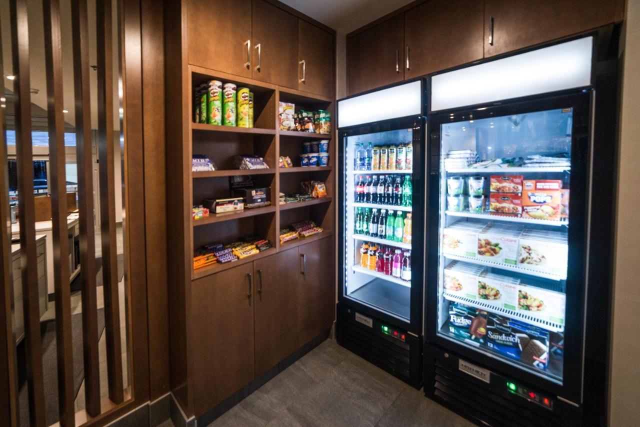 Holiday Inn Express & Suites - West Edmonton-Mall Area By Ihg