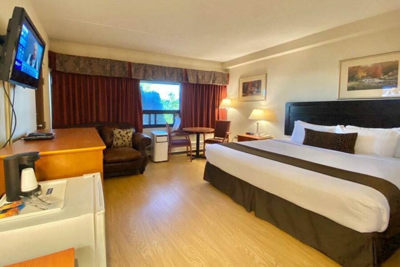 Travelodge By Wyndham East Edmonton