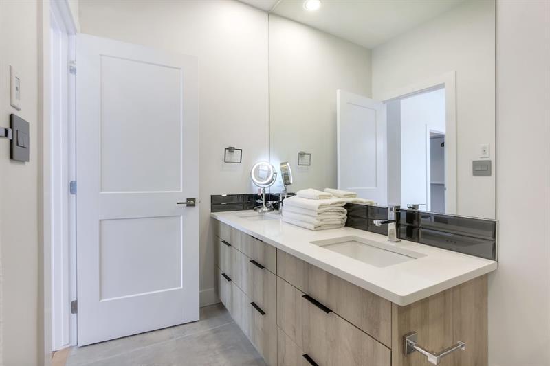 New Luxury Townhome *