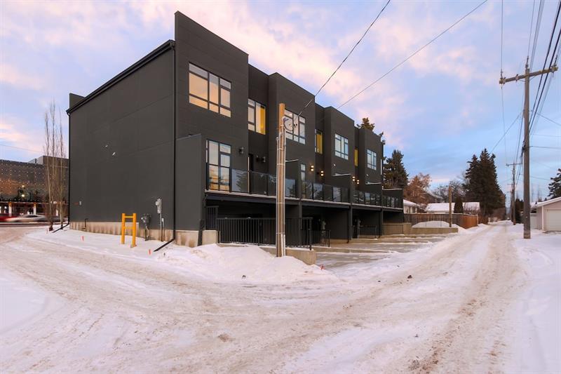 Holiday home New Luxury Townhome