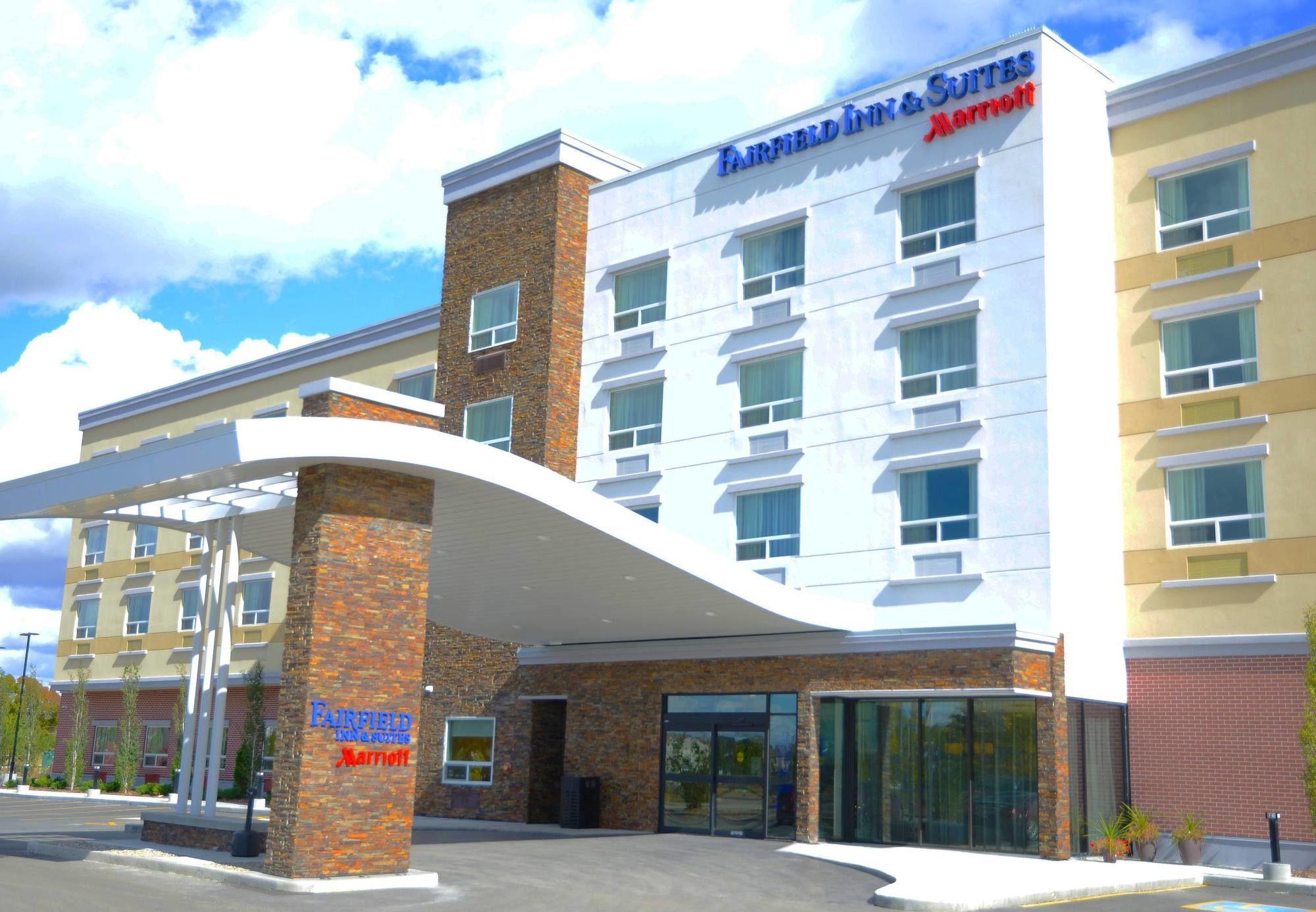 Fairfield & By Marriott North Hotel Edmonton