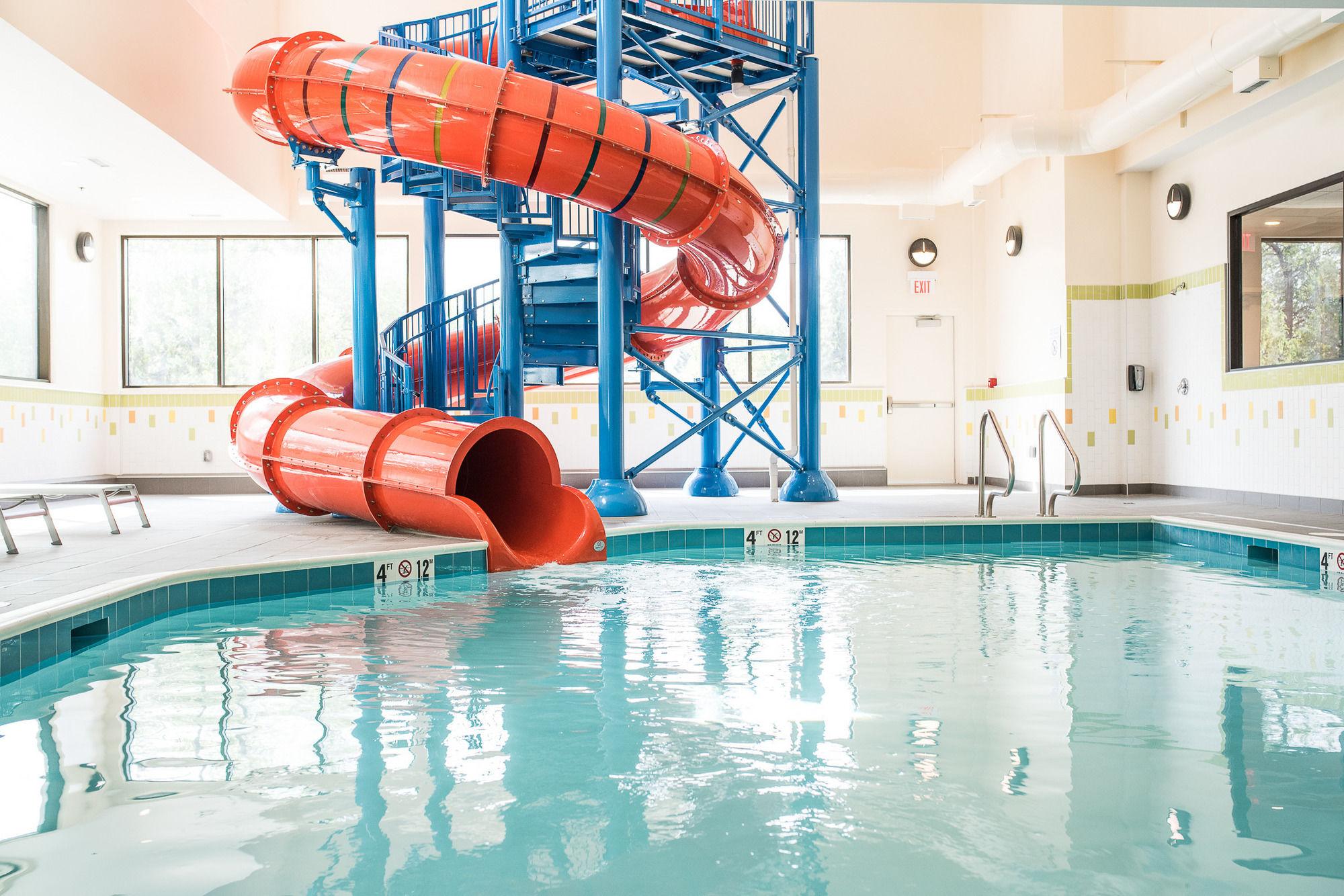 Hotel Fairfield & By Marriott North 3*
