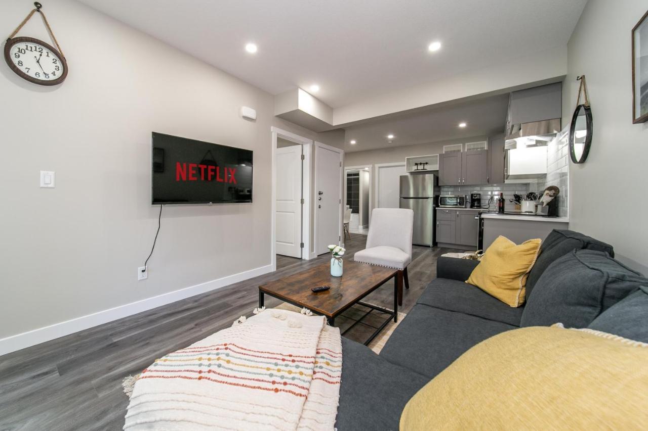 Villa Modern Oasis Guest I Walk Out Patio I Wem I Wifi! *