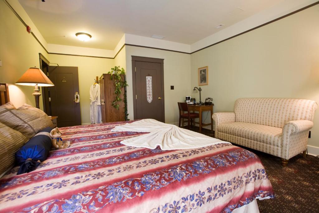 Selkirk Hotel Edmonton