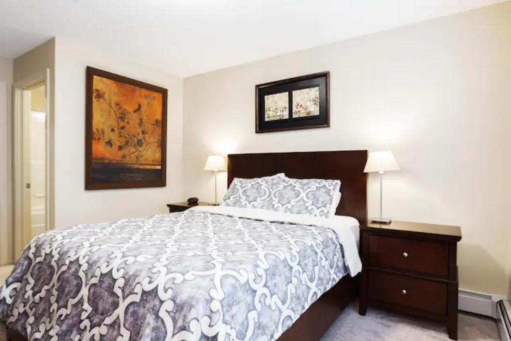 Executive Winderemere I Secure Ug Parking I Wifi! * Edmonton